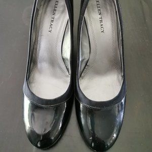 Ellen Tracy ladies shoes